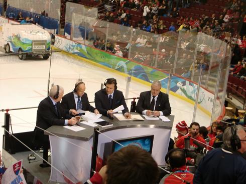 Kanadensiska hockeystudion med bl.a Nick Kypreos (Stanley Cup vinnare med Rangers) fick avsluta sin karriär efter ett slagsmål